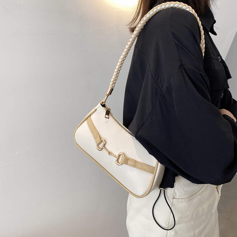 Túi Đeo Chéo Thời Trang Nữ Tính