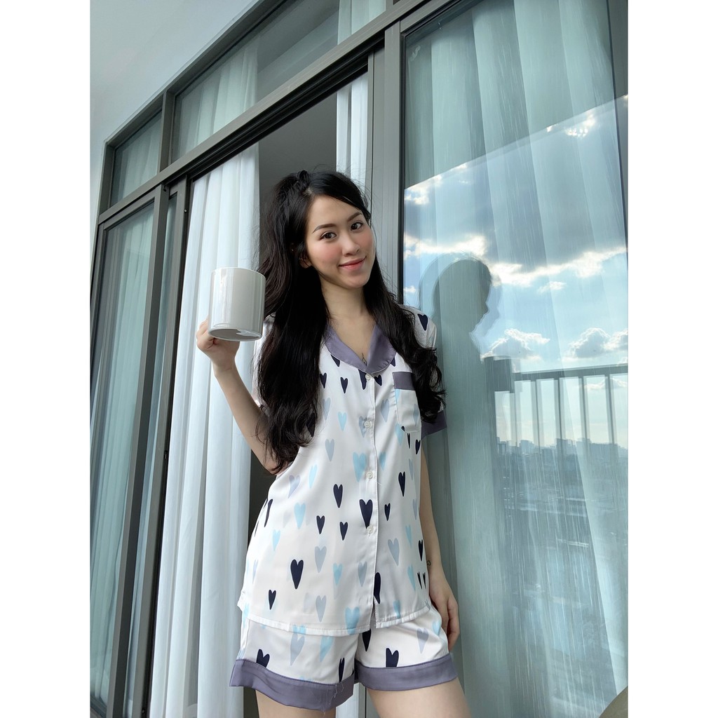 Bộ Lụa Đùi Họa Tiết Mặc Nhà | BigBuy360 - bigbuy360.vn