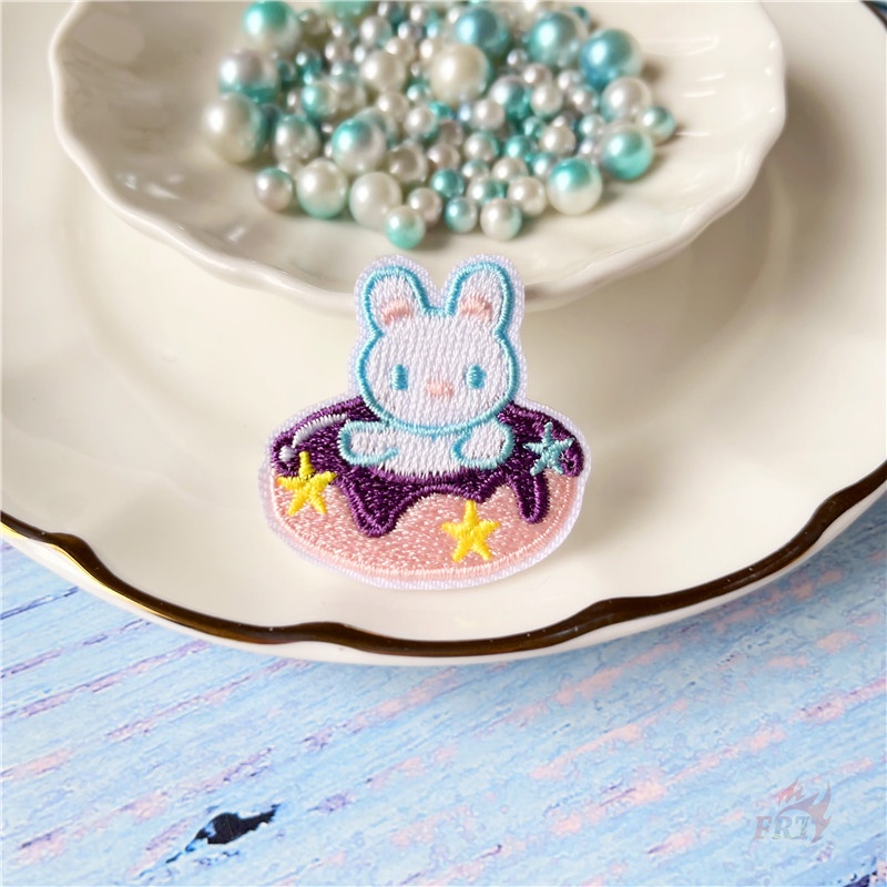 ☸ Sticker Ủi Thêu Hình Thỏ / Gấu / Cừu Hồng Dễ Thương ☸ 1 Miếng Dán Ủi Lên Quần Áo Hình Huy Hiệu