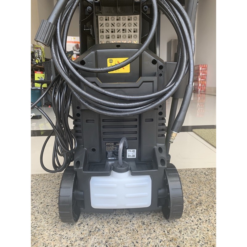 Máy Rưa xe Ryobi 1800w