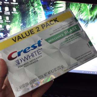 [Date: 12/2020] KEM ĐÁNH RĂNG CREST 3D WHITE BRILLIANCE  BLAST - 116G