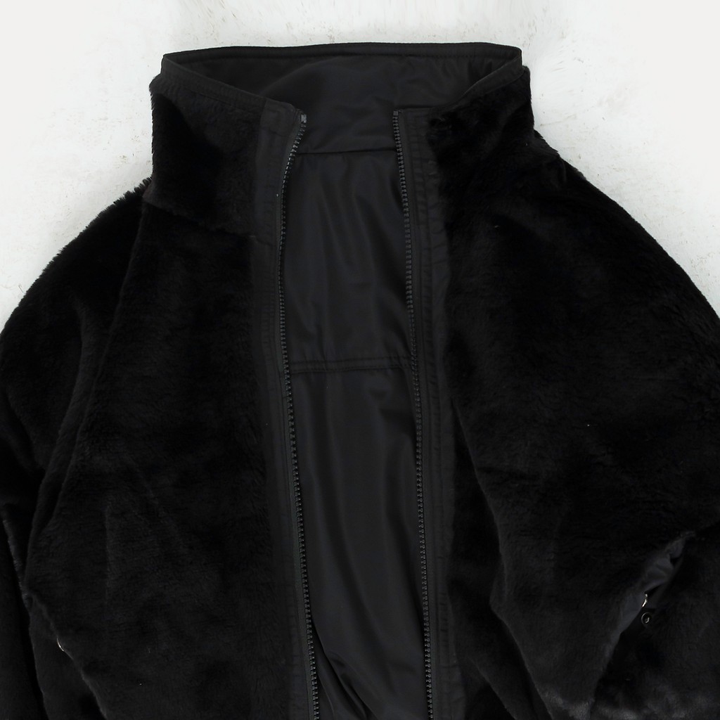 Áo phao croptop lót lông (mặc 2 mặt) LAMER N65P20T084 (đen)