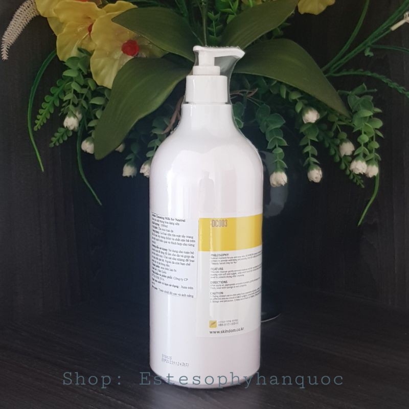 Sữa mềm rửa mặt skindom 1000ml