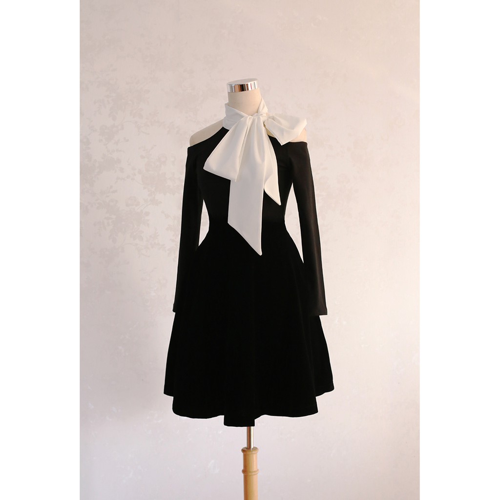 Váy Nữ Cao Cấp Cổ Nơ Khoét Vai Đuôi Váy Xòe Kiểu Dáng Hiện Đại Thời Trang Sugal VAY NU SG 0011 | BigBuy360 - bigbuy360.vn