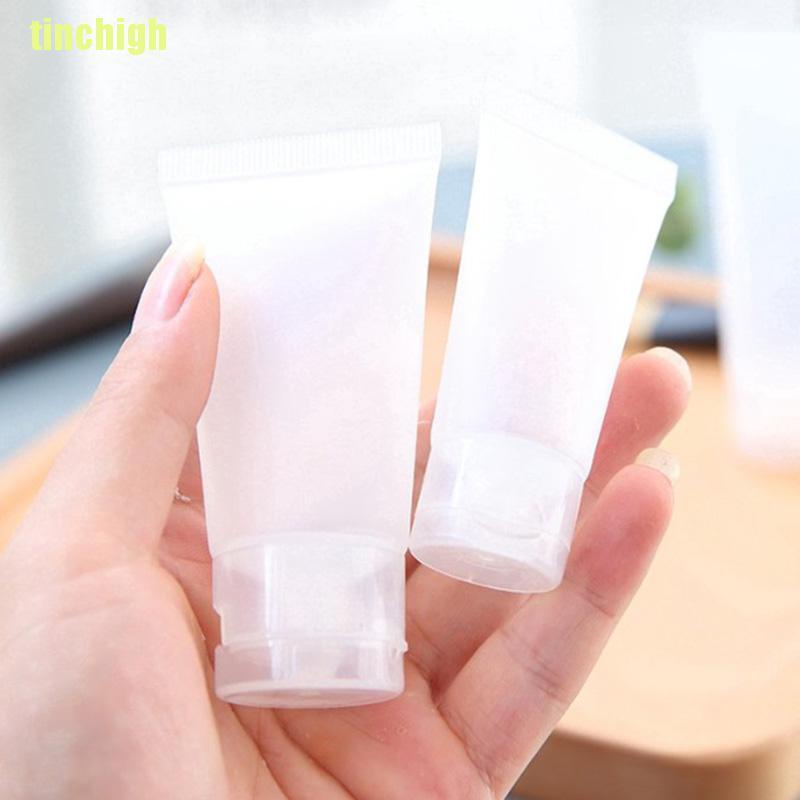 Chai Nhựa Rỗng Đựng Đồ Tiện Dụng