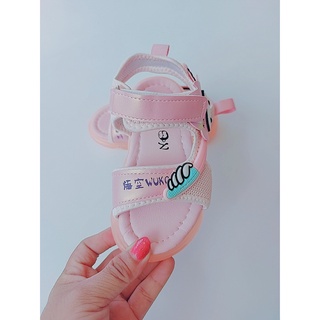 Giày sandal hồng cho bé gái DHTT98