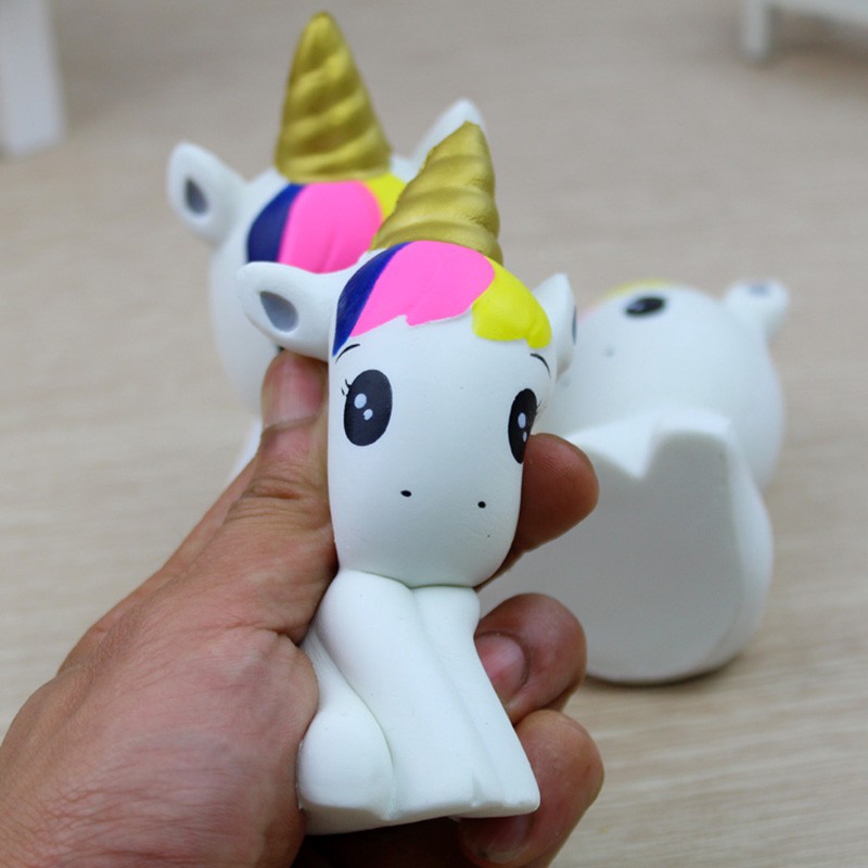 Đồ chơi squishy kiểu dáng kỳ lân xinh xắn
