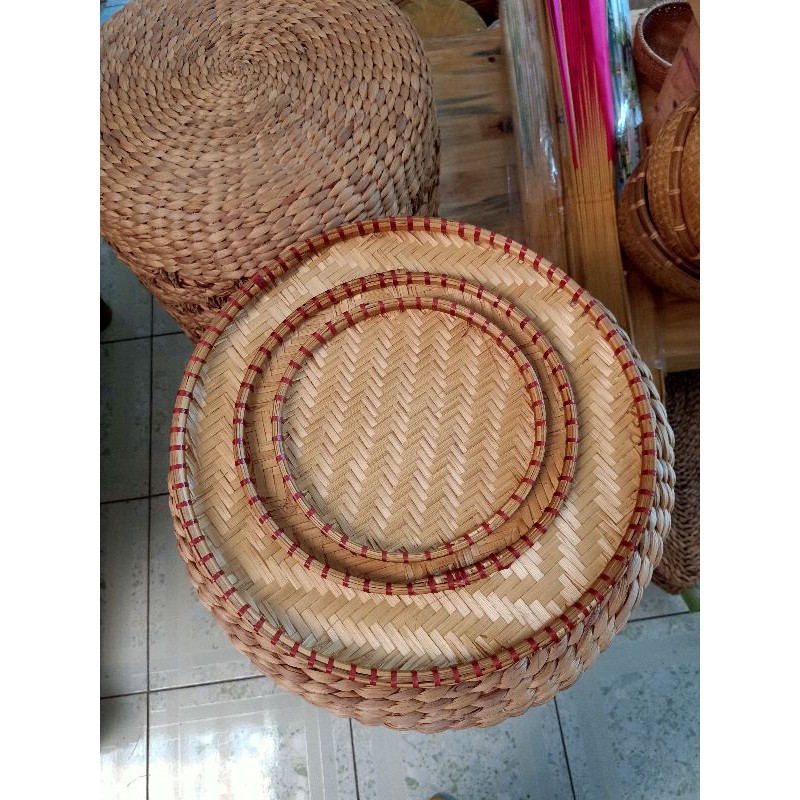 Mẹt tre đựng đồ ăn vặt mẹt viền đỏ Phương Nam