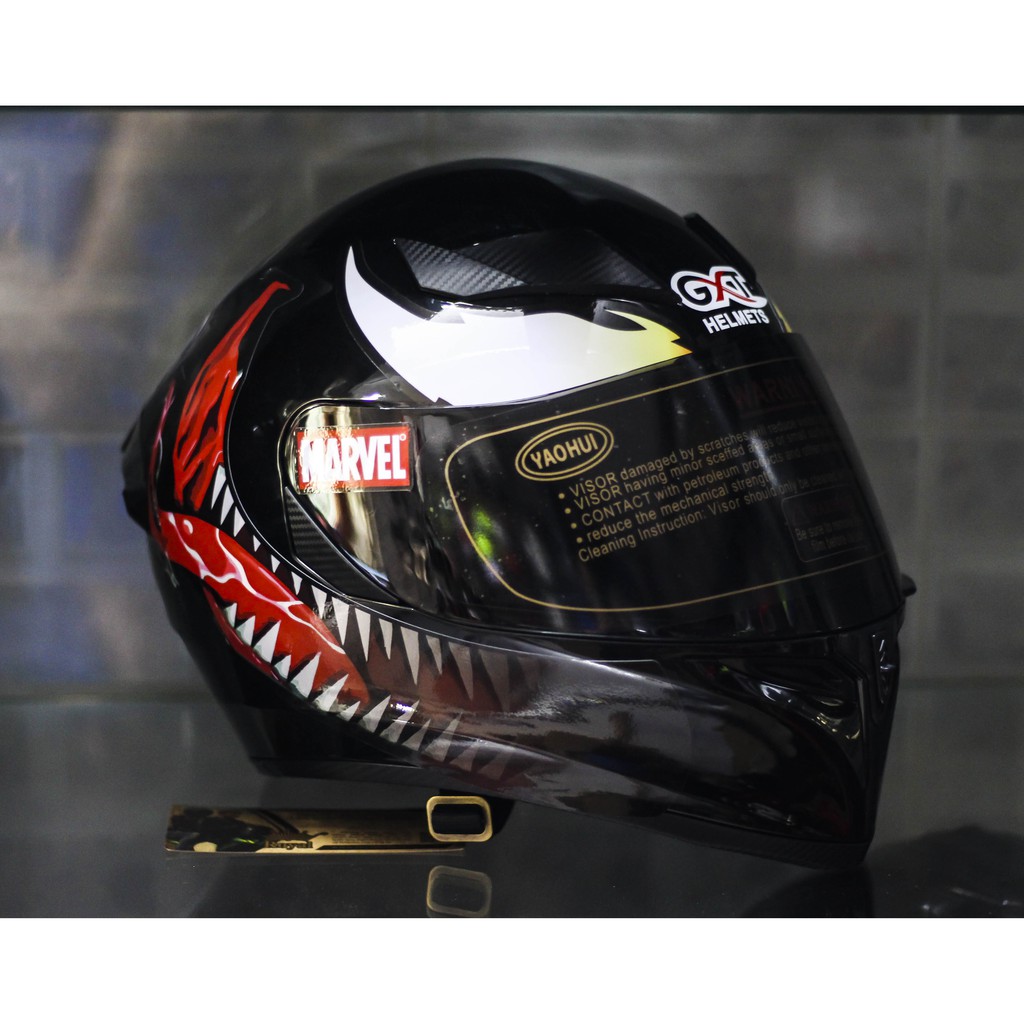 Nón Bảo Hiểm Fullface GXT ROYAL M138B M138B Lên tem VENOM tăng sẵn 1 khăn trùm ninja và túi đựng nón