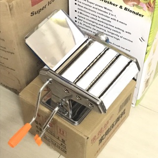 Máy cán bột cắt mỳ 3 lưỡi dao