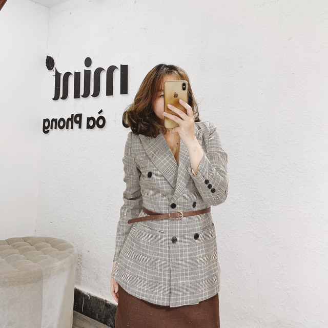 Áo vest hai lớp kẻ màu siêu tây | BigBuy360 - bigbuy360.vn