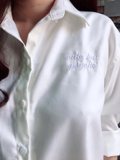 Áo Sơ mi oversize thêu cute trắng