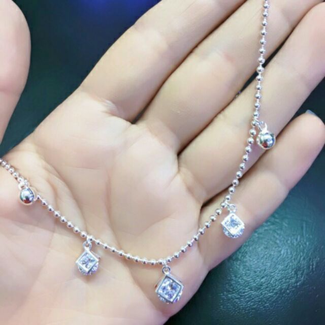 Lắc chân hat xi ngầu