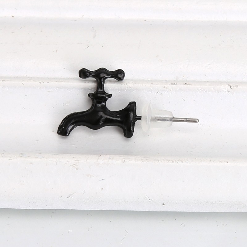 Khuyên Tai Hình Vòi Nước Độc Đáo Cá Tính Phong Cách Gothic