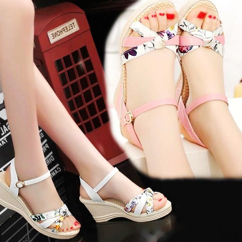 Giày sandal đế độn pha màu 128