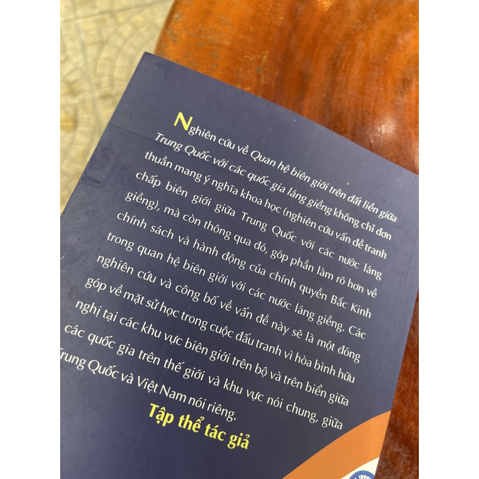 Sách Maiha Books- Quan hệ biên giới trên đất liền giữa TRUNG QUỐC với các nước láng giềng –  PGS.TS.Đinh Quang Hải