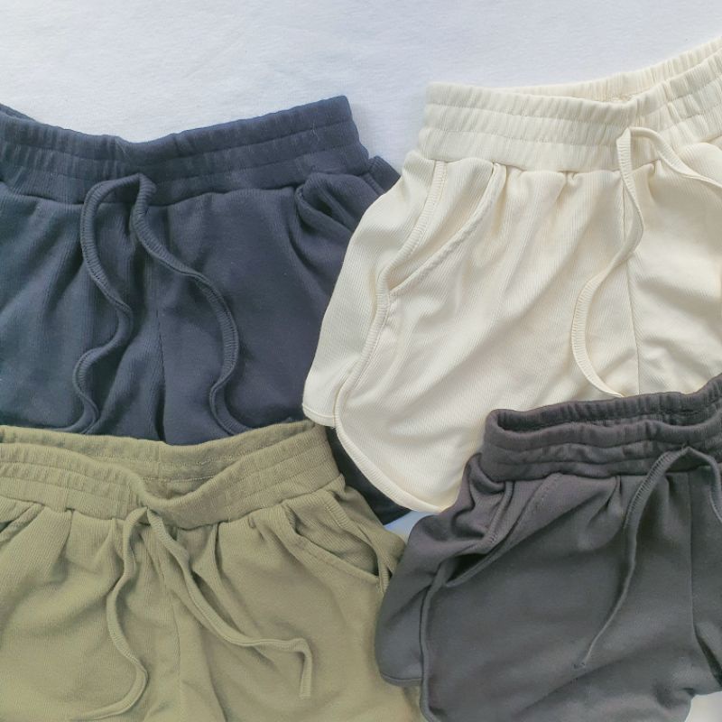 Quần đùi nữ CT xẻ bên đính dây - thun co giãn