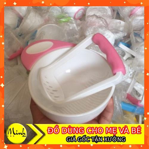 Bộ bát và cán nghiền thức ăn .
