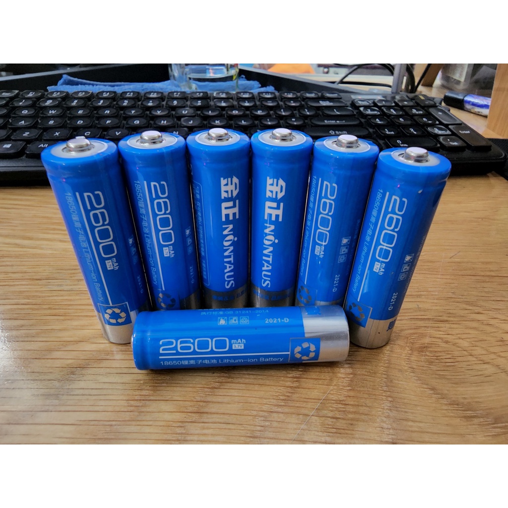 Pin tròn dài 18650 - 2200mah