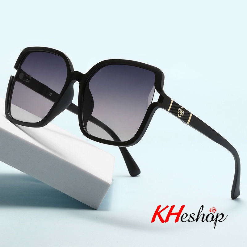 Kính râm Nam Nữ mẫu hot 2022, Trang trí cỏ 4 lá siêu sắc xảo cá tính số 1 Hàn Quốc mã Y80014