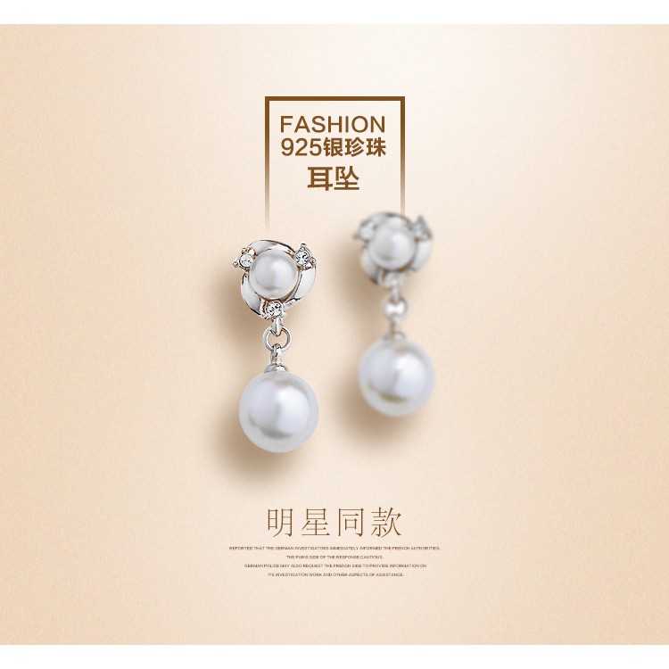 Đôi Khuyên Tai Mạ Bạc Đính Ngọc Trai Xinh Xắn