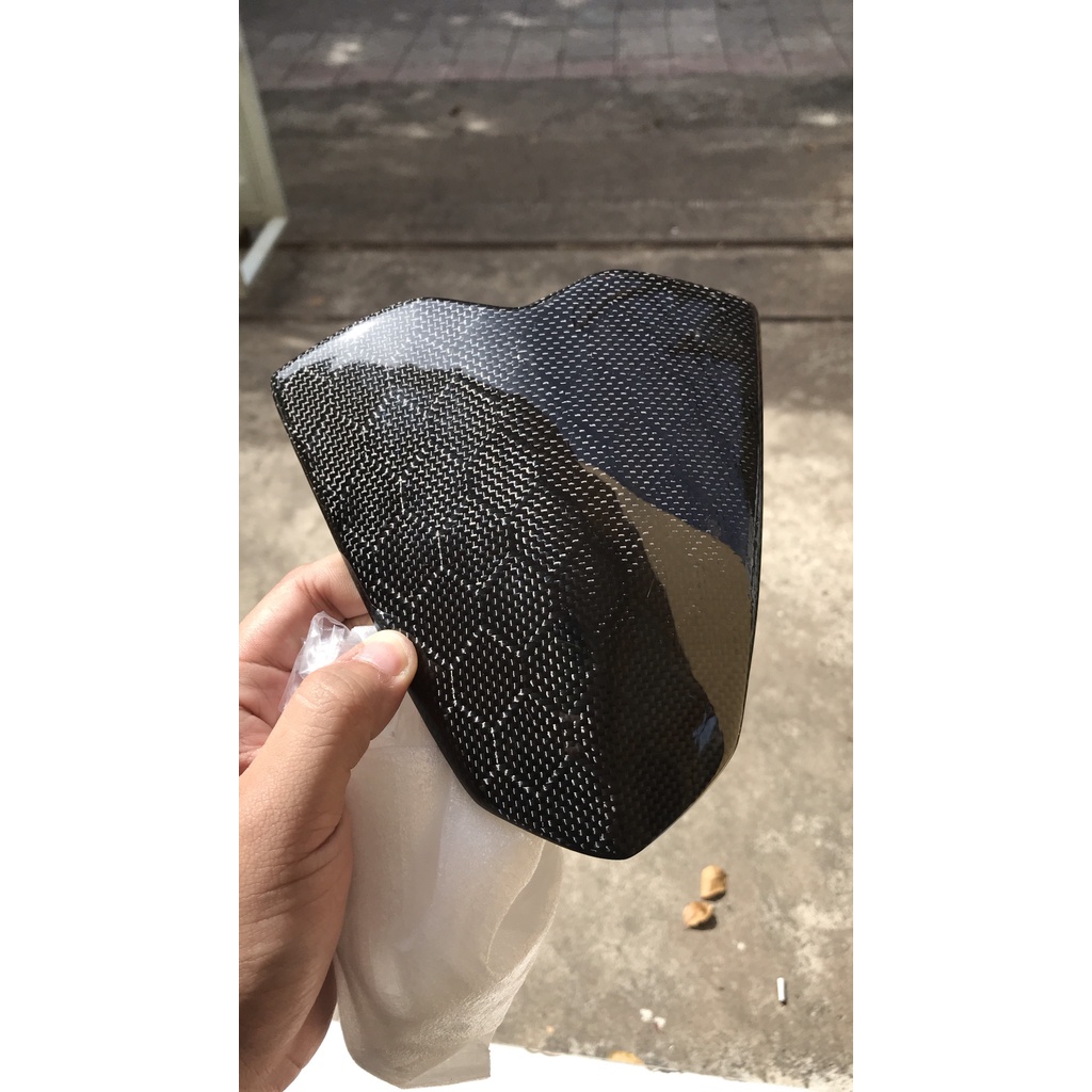 Mão Exciter 150 carbon fiber