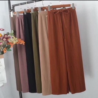 Quần ống rộng xếp ly momsumo1
