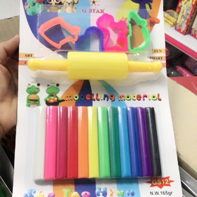 Đất nặn (Sáp tạo hình) GS12 màu tặng khuôn nặn