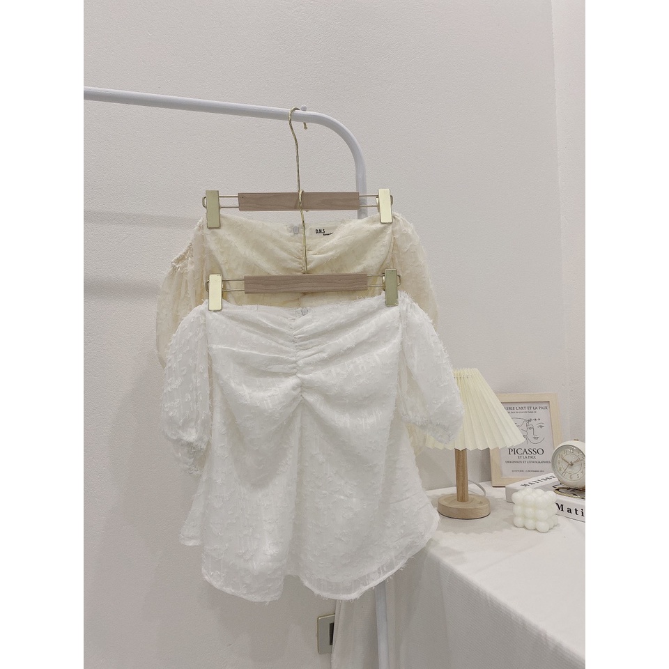 Áo Voan Trễ Vai Lông Vũ Nhún Ngực, Áo Trễ Vai Tiểu Thư Phong Cách March.Clothes