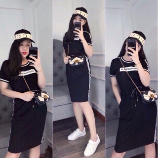 Set thể thao in hoa văn