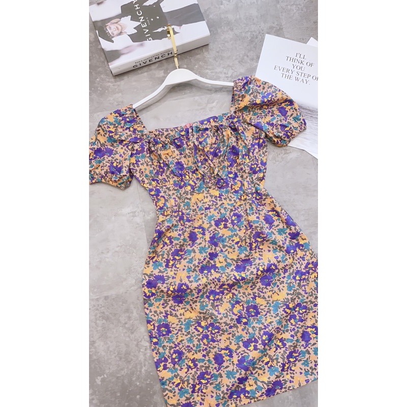 Váy cổ vuông nhún chun vai | BigBuy360 - bigbuy360.vn