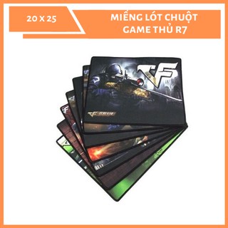 Miếng lót chuột hình game thủ R7 20x25 - Giao hình ngẫu nhiên