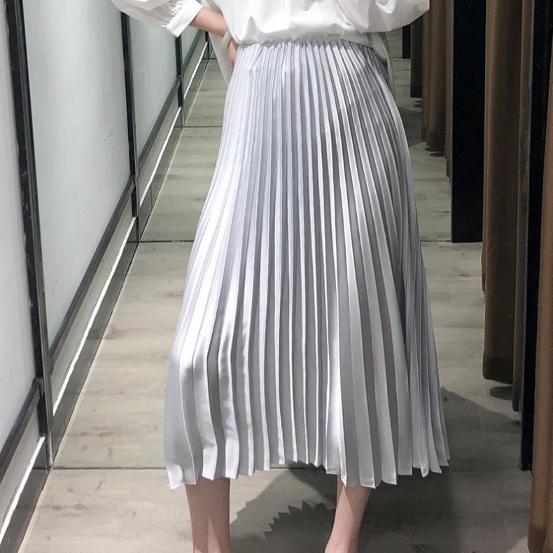 🍀 10.10 10.10 😍 🌸 🍀 9.9 Chân váy Zara màu trắng xám (Pleated Skirt) .. Đẹp . . Đẹp . .
