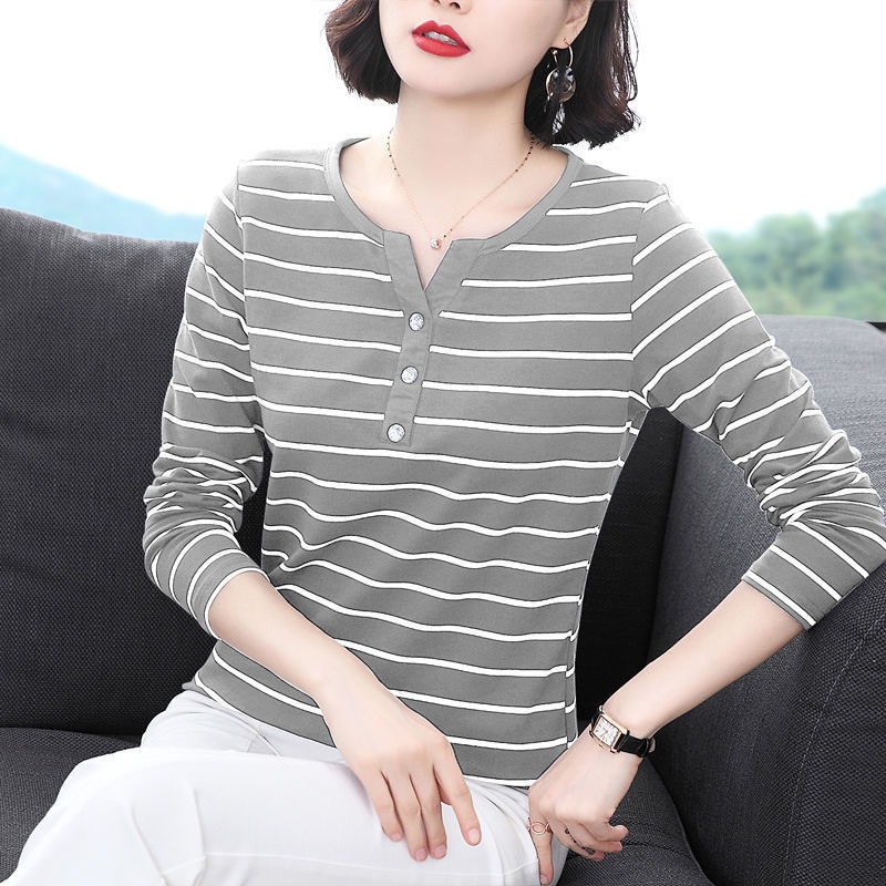 Áo thun tay dài cổ chữ v họa tiết kẻ sọc size lớn thời trang cho nữ