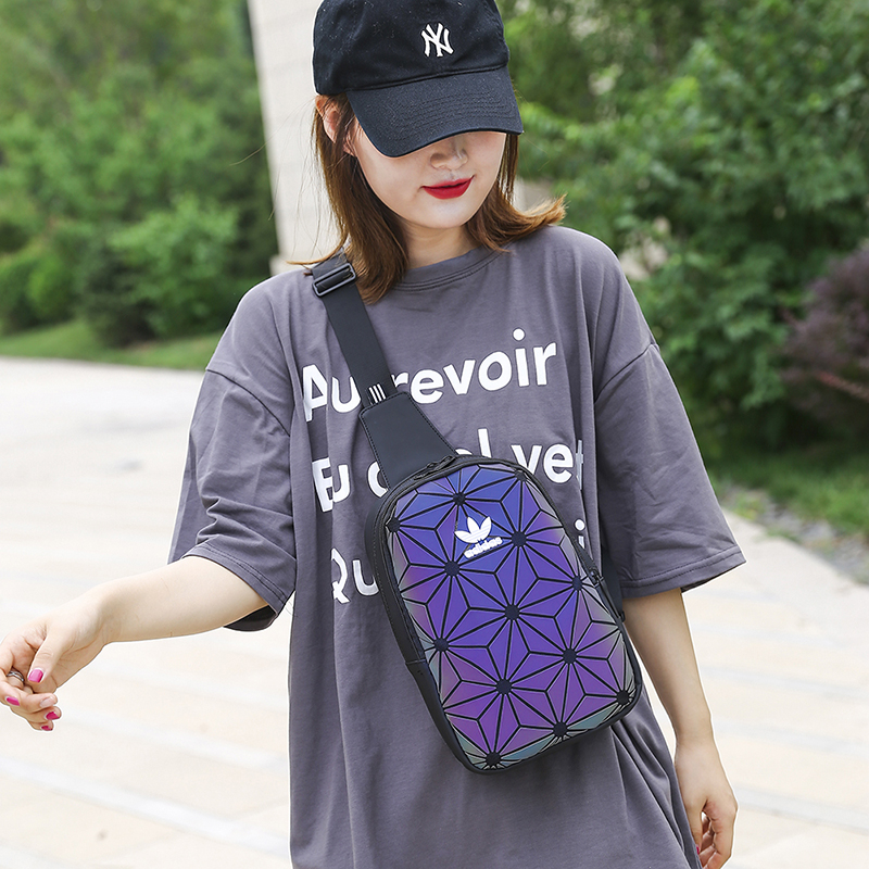 Túi Đeo Chéo Adidas Trefoil Thời Trang Cá Tính