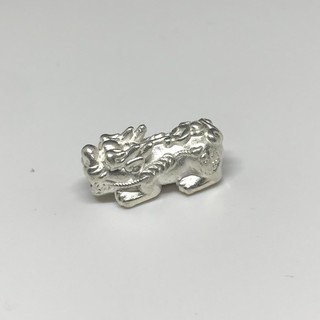 CHARM VÒNG TAY TỲ HƯU BẠC