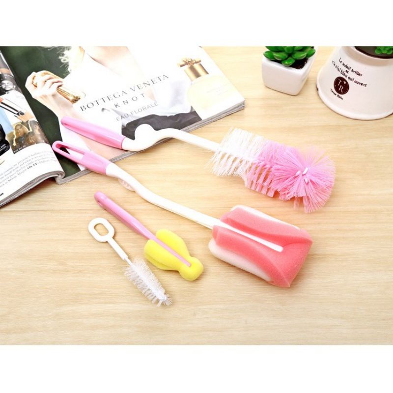 Bộ Cọ Bình Sữa Và Núm Ti Xoay 360° 5 Chi Tiết