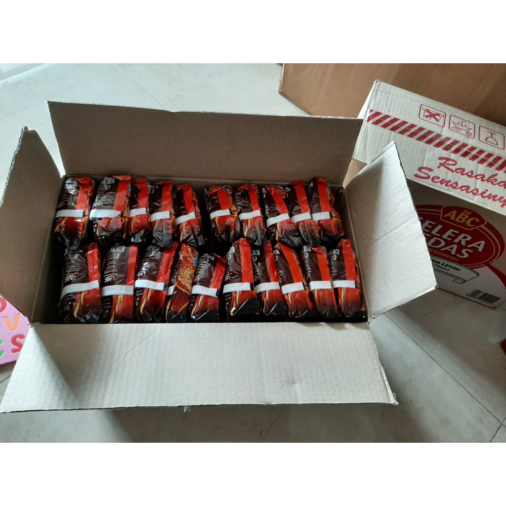 1 Thùng 40 Gói Mì Xào Khô Gà Lá Chanh Cay Vừa ABC Indonesia Vị Đậm Đà Rất Ngon