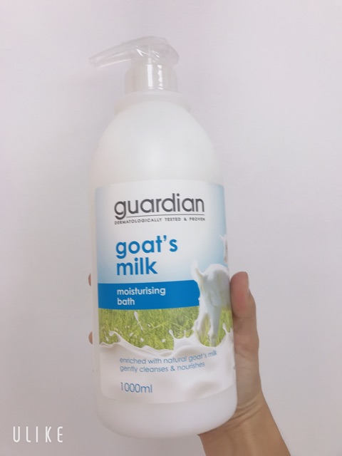 Sữa tắm dê dưỡng ẩm Malaysia 1L | BigBuy360 - bigbuy360.vn