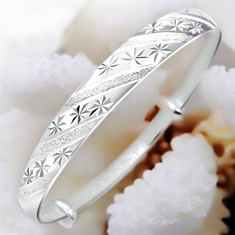 Vòng Tay Mạ Bạc 925 Đính Hoa Và Vương Miện Xinh Xắn