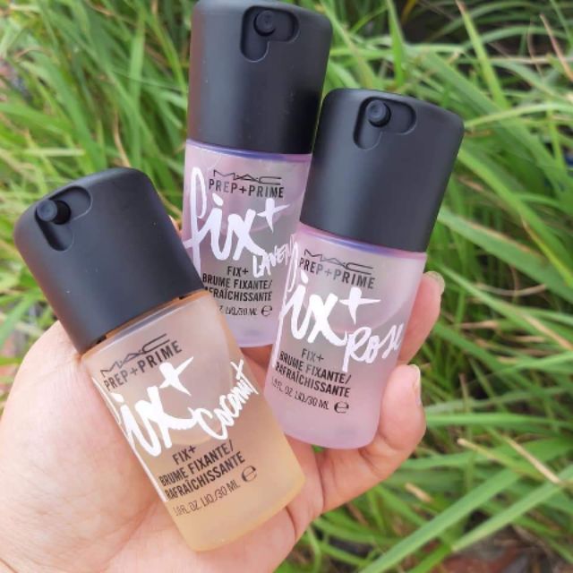 Xịt khoáng Mac giữ nền mini