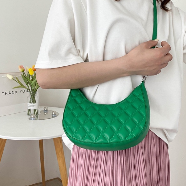 M97-Túi Đeo Vai Thêu Họa Tiết Hình Thoi Phong Cách Thời Trang Mới