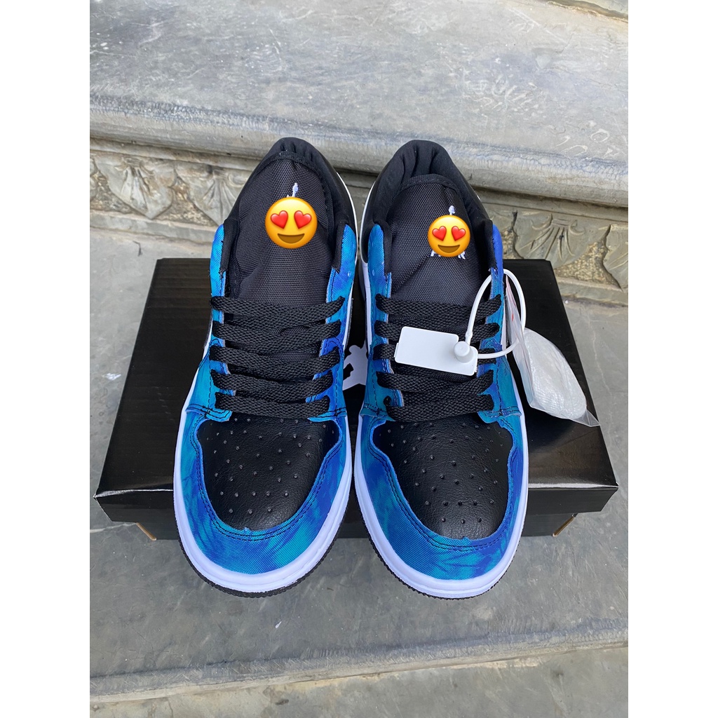 Giày thể thao Jordan cổ thấp xanh loang nước biển, giày sneaker JD1 low Tie Dye nam nữ đầy đủ bill box | BigBuy360 - bigbuy360.vn