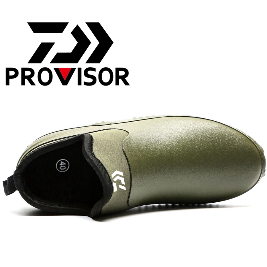 Daiwa Giày Bốt Cao Su Tự Nhiên Chống Trượt / Thấm Nước Tiện Dụng Cho Nam Đi Mưa / Câu Cá