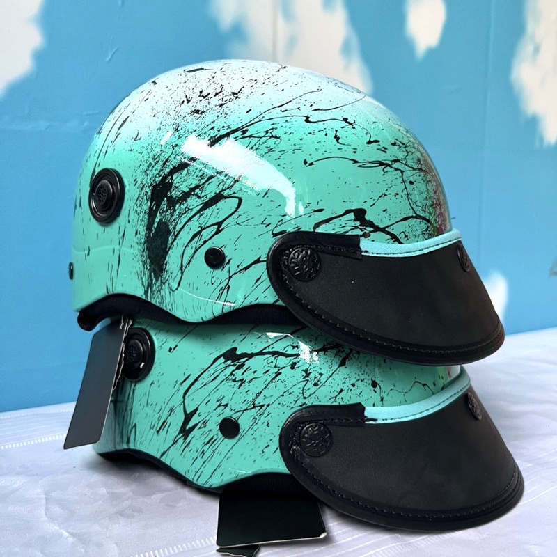 NÓN BẢO HIỂM  NHÚNG CARBON HỌA TIẾT RỂ CÂY