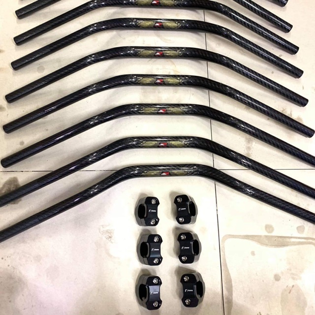 Ghi đông carbon luôn cặp cùm , ghi đông fibercarbon có luôn cùm nâng Gắn msx , tnt125 , demons , monkey