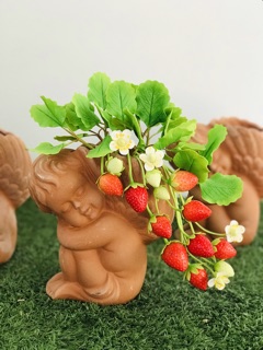 Chậu đất nung thiên thần - cao 17cm