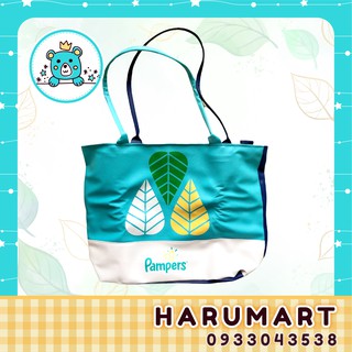 Túi xách thời trang màu xanh có hộp đựng kèm 45x33x13cm (quà Pampers)