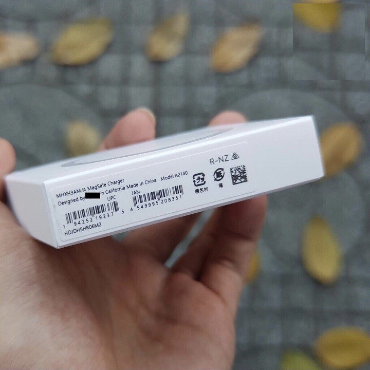 ✴️✴️HOT HOT ✴️✴️ Đế Sạc Không Dây Có Nam Châm Cho Iphone 12 MagSafe Và Các Dòng Máy Hỗ Trợ Sạc Không Dây Chuẩn Qi