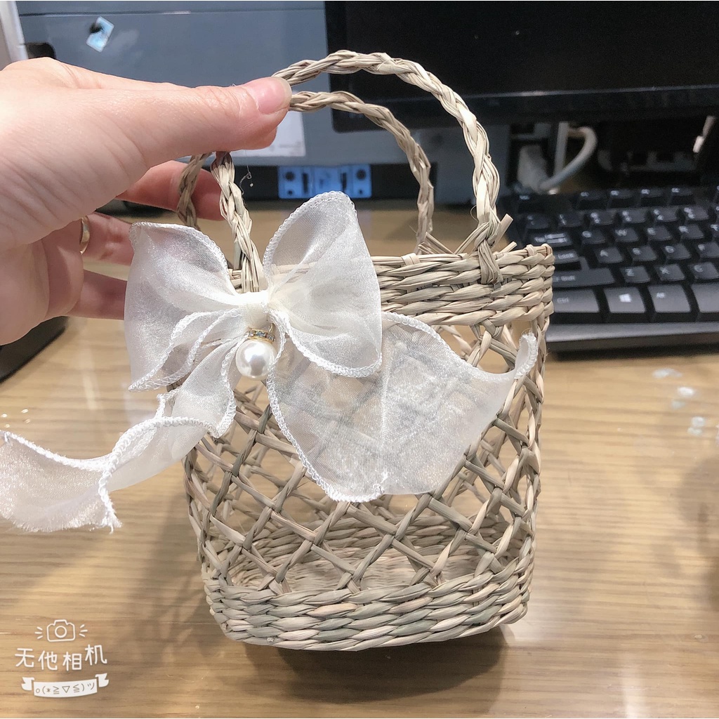 Túi giỏ cói handmade nơ, hoa cúc cho mẹ và bé sống ảo đi du lịch, đi biển cực xinh size 12cm an toàn cho da bé